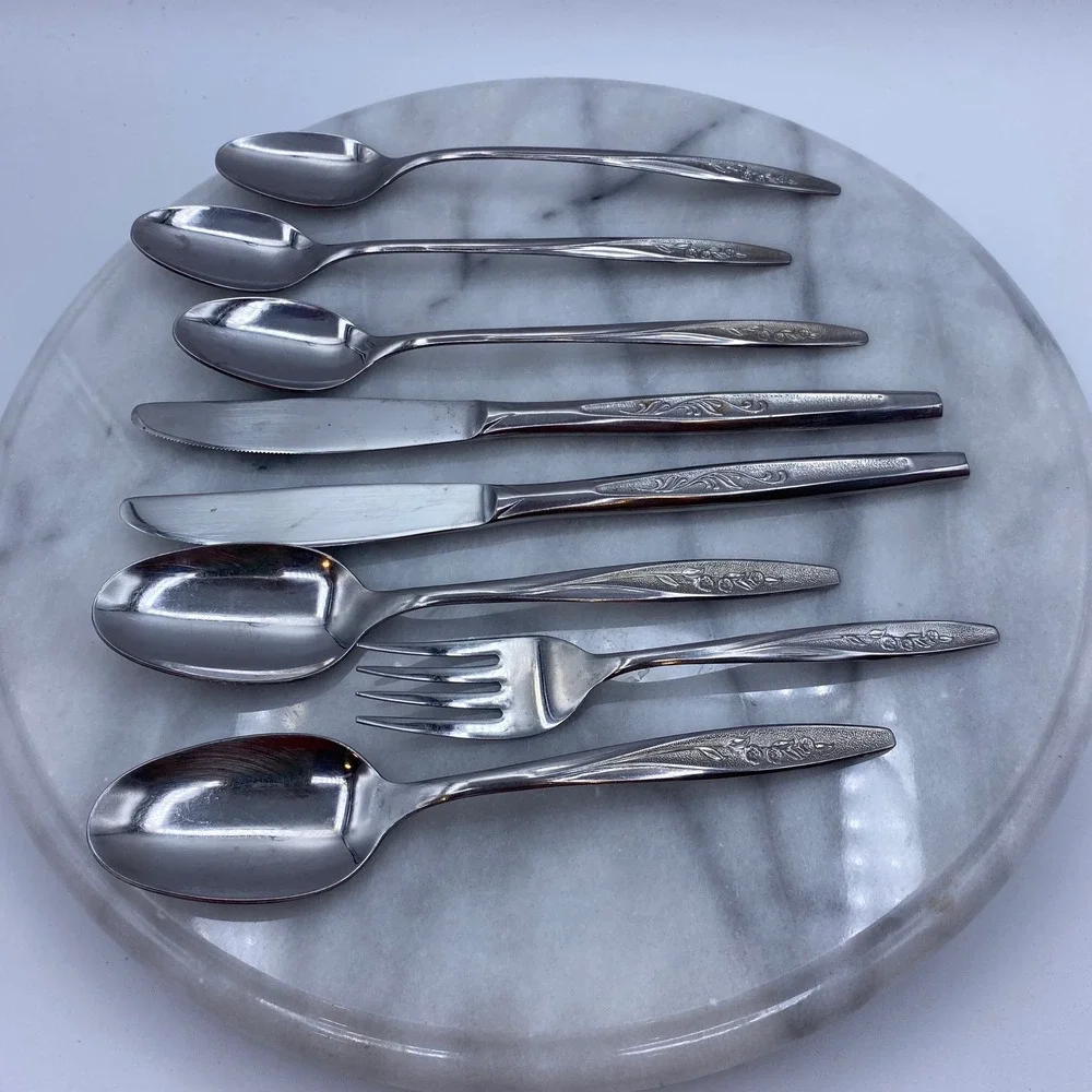 Superior Stainless USA Mixed‎ Flatware 8pc Set Radiant Rose Pattern Silver MCM